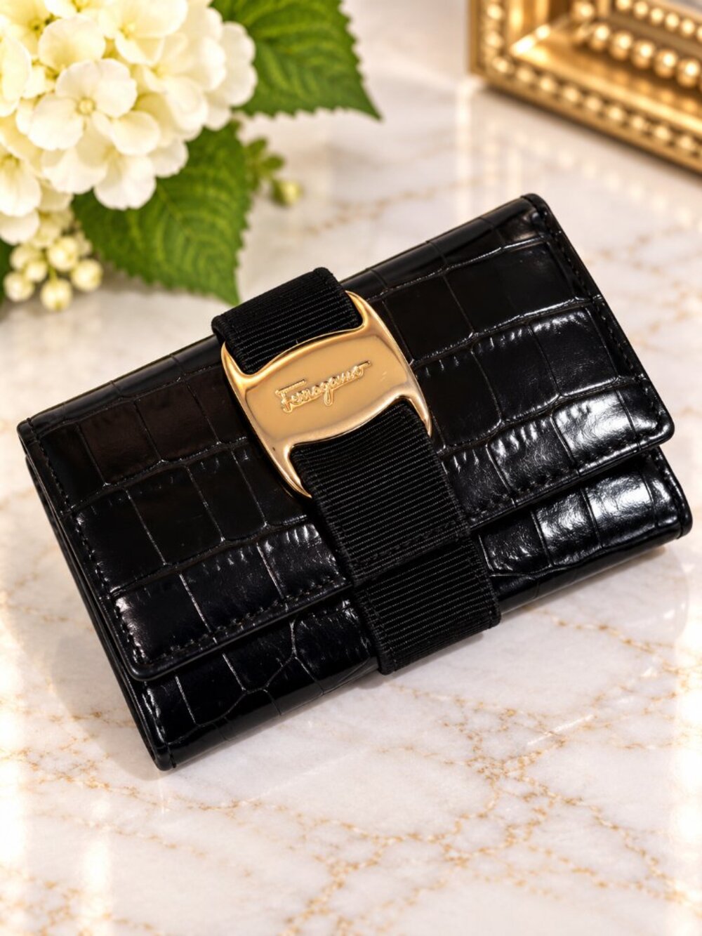 Salvatore Ferragamo Black Croc Embossed 6-Key Holder Gold Vara Hardware Case